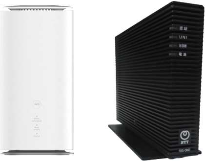 Black Pocket WiFi device showing full battery, LTE, and 2.56GB remaining for Japan rental plans.